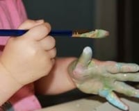 children love painting