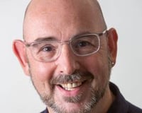 Joe Headshot smile 2021