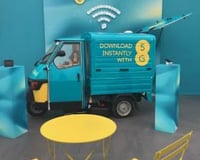 EE glastonbury 5G Wrap