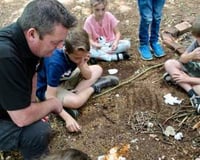 Fire lighting using the flint method
