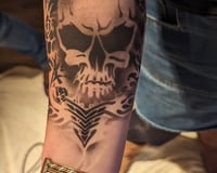Airbrush Tattoo Skull