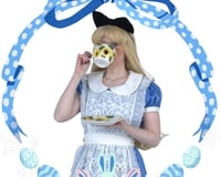 Alice in Queenie Land