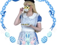Alice in Queenie Land
