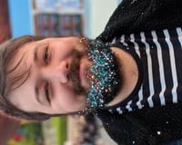 00100dPORTRAIT_00100_BURST20190505204037329_COVER