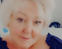 Wendy profile picture.jpg