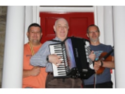 Bracken Rigg Barn Dance Band logo