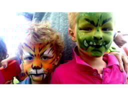 Alessandra Tortone Face Painter and Body Painter logo