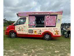 Uxbridge ice cream logo