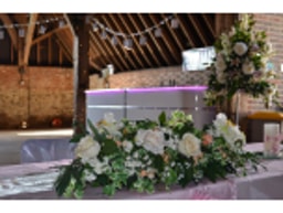 The Mobile Bar Hire & Sales logo