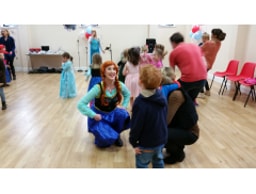 Children's Pop Parties logo