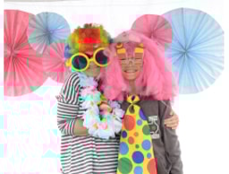 Funny Faces Photo Booth logo