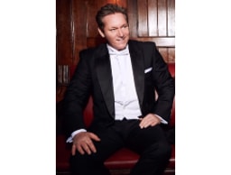 Jonny Gray Swing Singer logo