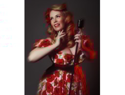 Lianna Haynes Vintage Singer logo