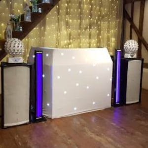 Basic white disco rig