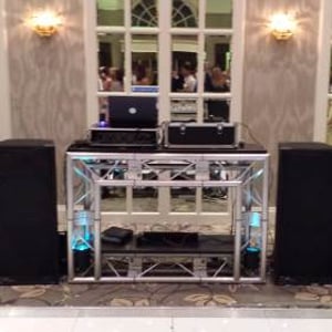 Small Hi-Tech Rig - front view