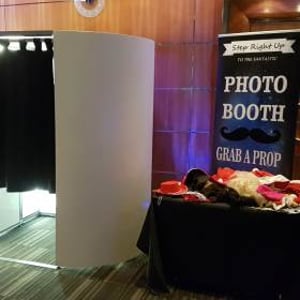 new white photo booth 1