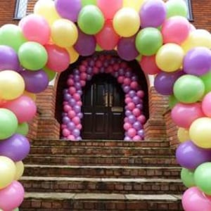Spiral Balloon Arch