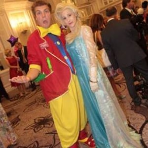 Queen Elsa at the Wellchild Awards