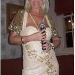 Roxanne at hotel function wedding 