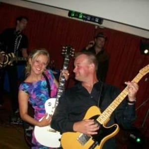 Pretty Vegas - North West Function and Wedding Band