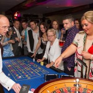 12637315_10153977442172566_978410265_o (1)