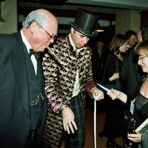 Close Up Magic Winston Churchill Style