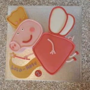 Peppa Pig Fairy Novelty Birthday Cake
