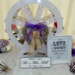 Sweet ferris wheel hire in Hertfordshire, Bedfordshire, Essex & surrounding areas. 