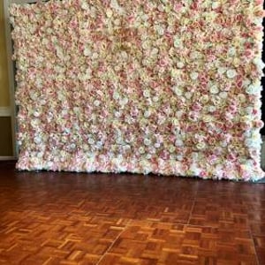 Flower Wall hire in Hertfordshire, Bedfordshire, Essex & surrounding areas. Perfect for weddings, birthdays & baby showers