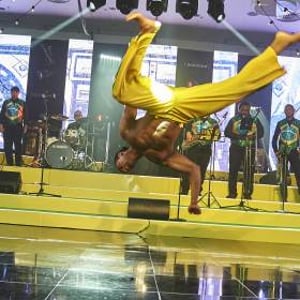 Tropicalia Capoeira Show 