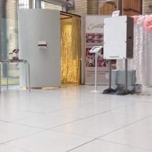 Classic Oval Booths and BoothPods!