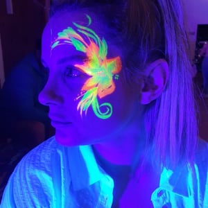Glow party