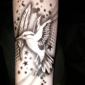 Hummingbird airbrush tattoo