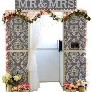 The stunning Mr & Mrs Booth