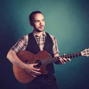 9-alive-network-wedding-entertainment-nationwide-guitarist5