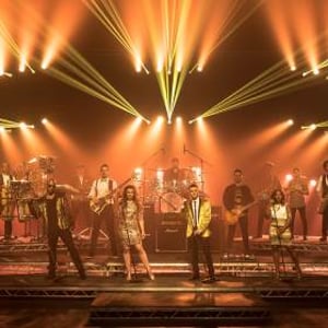 Jam Hot Contemporary High-End Band