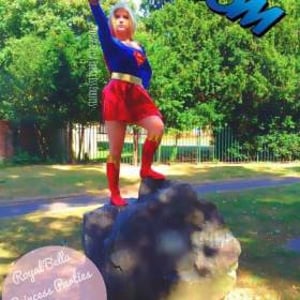 Super Hero Girl