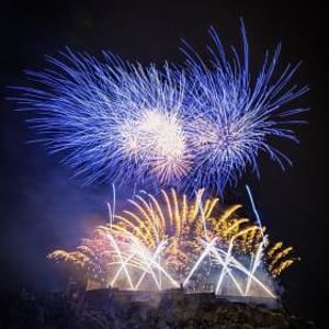 14114546_10154491550531591_1847986167_o-732x1024