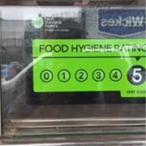 35142837_513540729043937_6200801584117448704_n - Copy