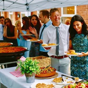 Mobile paella catering for weddings 