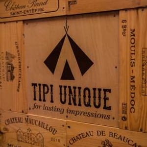 Reclaimed bar_closeup