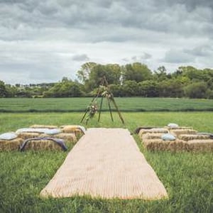 Rustic arch_matted walkway