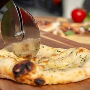 Garlic Pizza Bread web