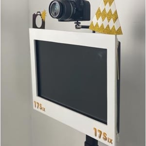 Selfie Pod Photo Booth