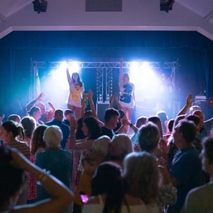 ABBA tribute band Kiss The Teacher