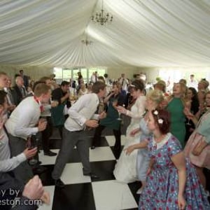 Sing Out Waitresses & Waiters Surprise Singing Show - photo 8