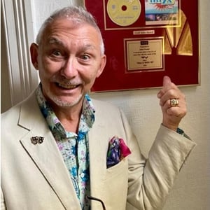 An oldie in the recording studios 2024  golden oldies 🙏😊 Free on SoundCloud /Bunny T Delightfully Unhinged 