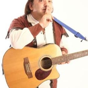 Real%20singing%20telegrams%20UK%20Minstrel