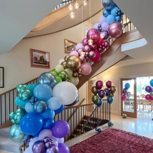 Balloon Garland for staircases 