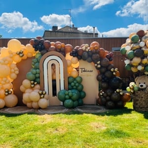 Teddy Bear Balloon Decorations for first Birthday party